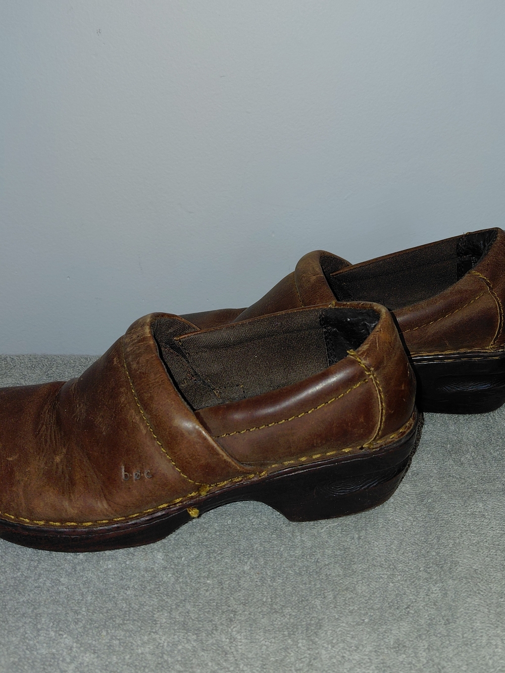 boc Women's Brown Leather Slip-On Mules